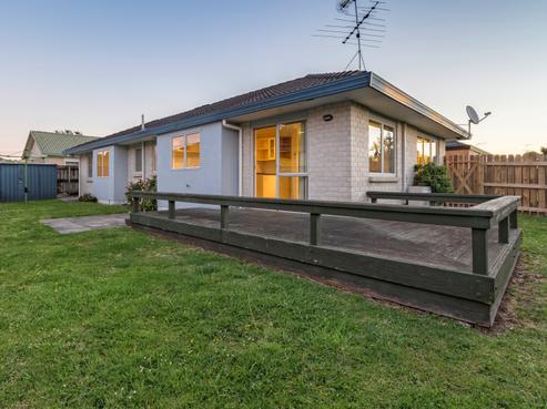 18 Magnolia Drive, Waiuku