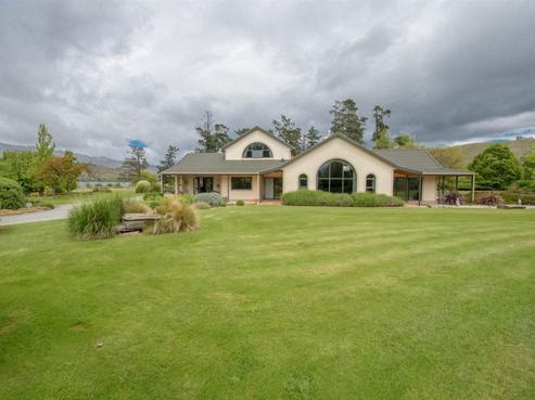 34 Pisa Moorings Road, Cromwell