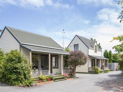4 Cambridge Road, Martinborough