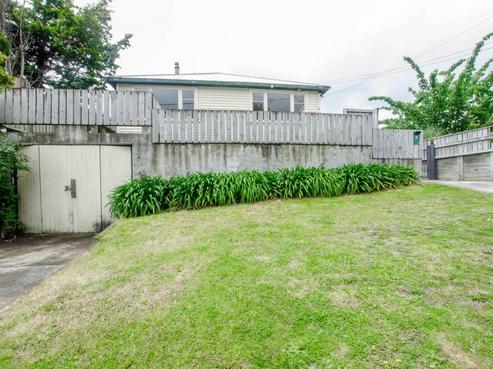 16 Tui Road, Raumati Beach