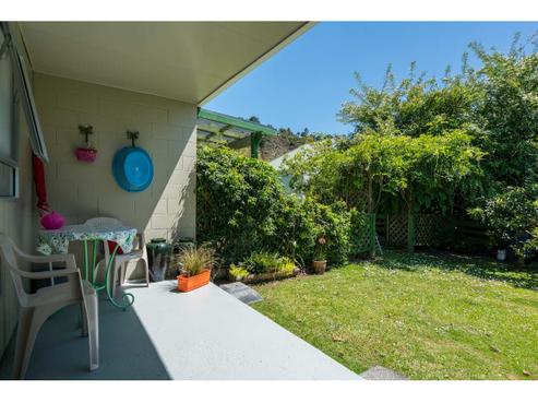 2/35 Fifth Avenue, Avenues