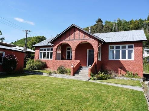 23 Scotland Street, Roxburgh