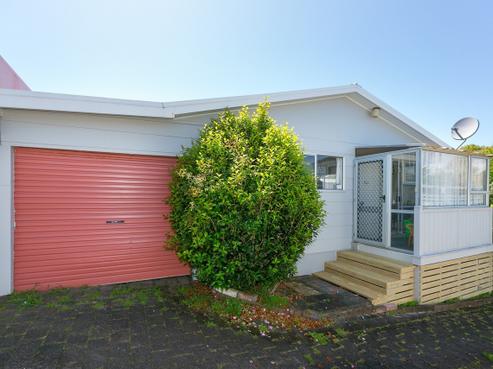 1/5 Oleander Place, Bell Block