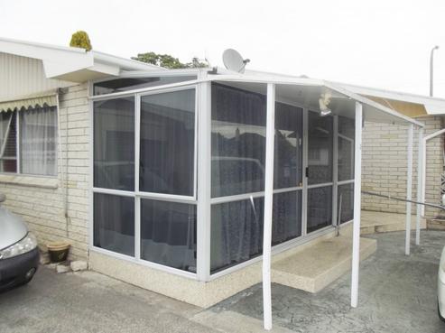 2/10 Geddis Avenue, Maraenui