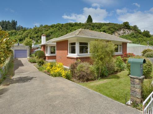 14 Rockside Road, Glenleith
