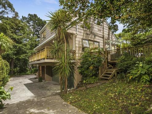 3/126 Beach Road, Castor Bay