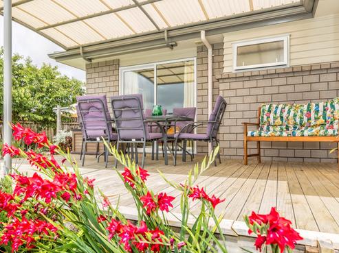 15 Lieshout Way, Pukekohe