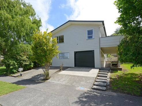 25 Hartford Crescent, Totara Park