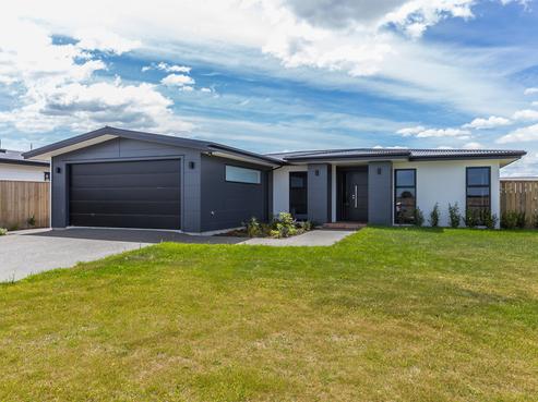 17 Asheridge Place, Aidanfield