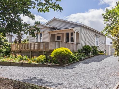 27 Station Street, Tirau