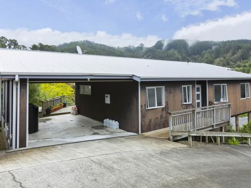 33 Forest Road, Pinehaven