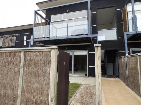 6/9 Humber Street, Pandora
