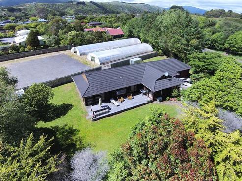 44 Rata Road, Raumati Beach