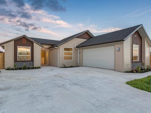 11 Brumbie Way, Karaka