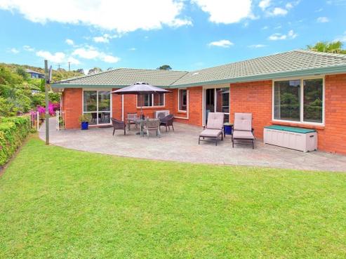 24 Waldorf Crescent, Orewa