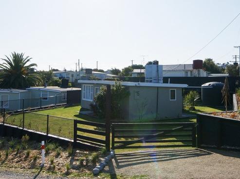 15 Powis Street, Domett
