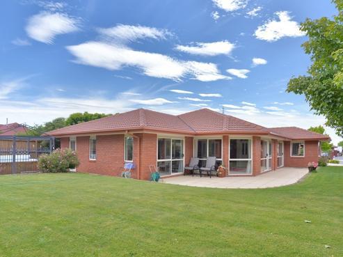 11 Aintree Place, Rangiora
