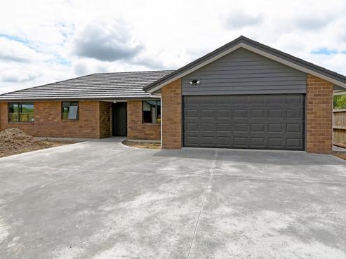 30 Max Landing, Grandview Heights