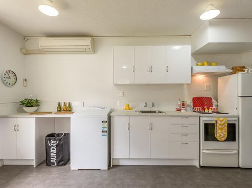39F Campbell Terrace, Petone