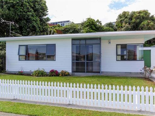 18A Rosendale Avenue, Spotswood