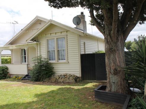8 Bush Street, Paeroa
