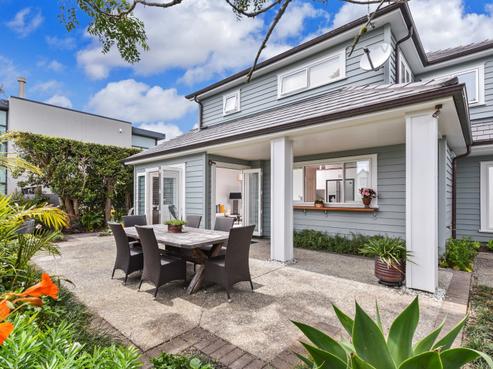 2/2 Norwood Road, Bayswater