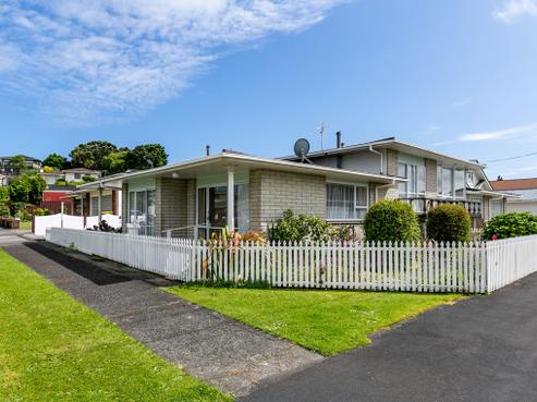 82 Tukapa Street, Westown