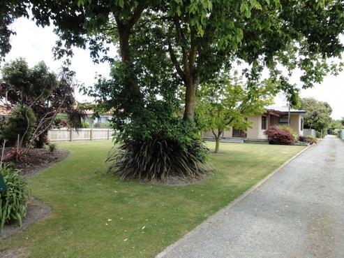 703 Riverslea Road South, Akina