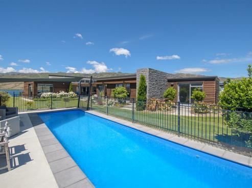 16 Lakeview Terrace, Cromwell