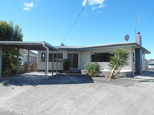 16 Addison Street, Onekawa