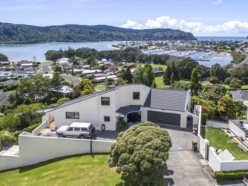 158 Tirohanga Drive, Whangamata