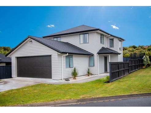 69 Maylee Crescent, Gulf Harbour