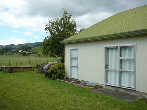 26B Washington Square, Paeroa