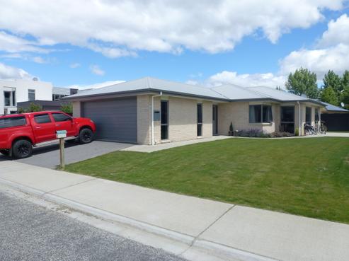 4 Briar Crescent, Alexandra