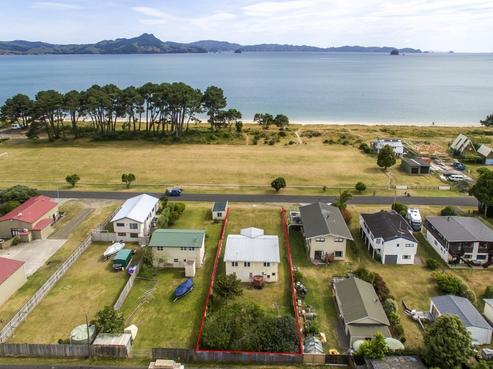34 Banks Street, Cooks Beach