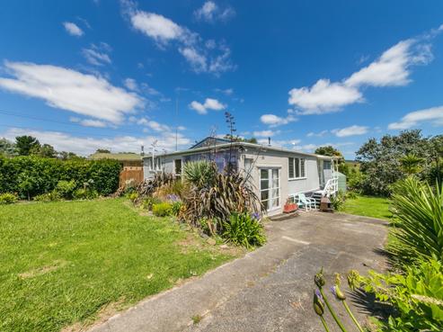 5 Third Avenue, Orere Point