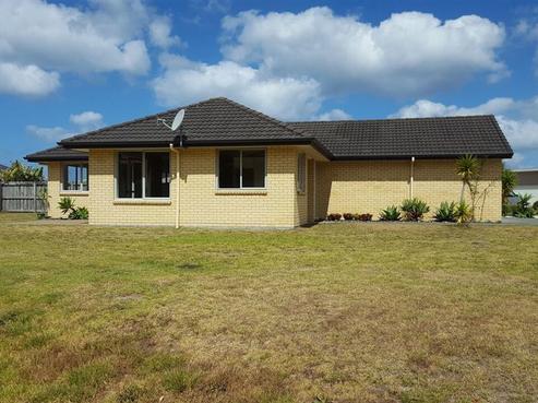 66 Ata-mahina Way, Ruakaka