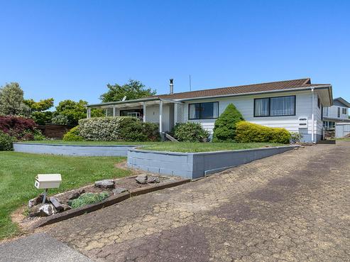 29 Owhatiura Drive, Lynmore