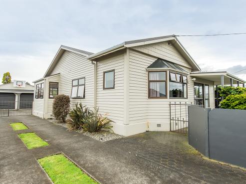 8 Durham Road, Springvale