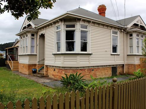 601 Queen Street, Thames