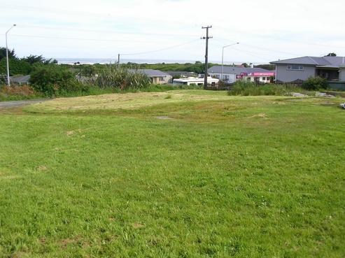411 Main South Road, Paroa