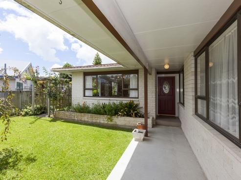 19 Rawene Street, Waikanae