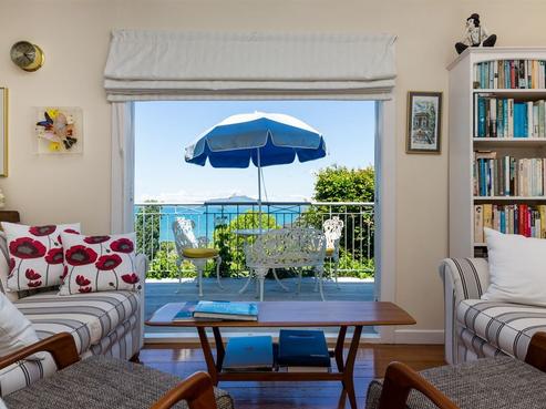 58 Beach Road, Castor Bay
