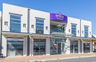 Stylish Retail & Offices - 34 carparks