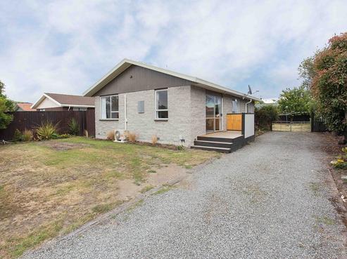 25 Raymond Road, Bromley