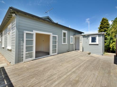 5 Salmond Street, Halfway Bush