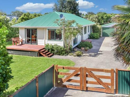 3A Magnolia Drive, Waiuku