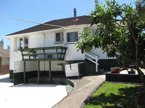 107 Harvey Crescent, Thames