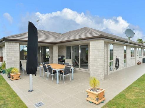46 Key West Drive, One Tree Point