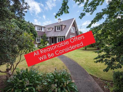 35 Victoria Street, Hawera